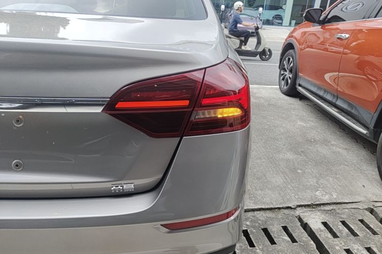 GEELY Emgrand 2021 #8 GEELY Emgrand 2021 car image #8