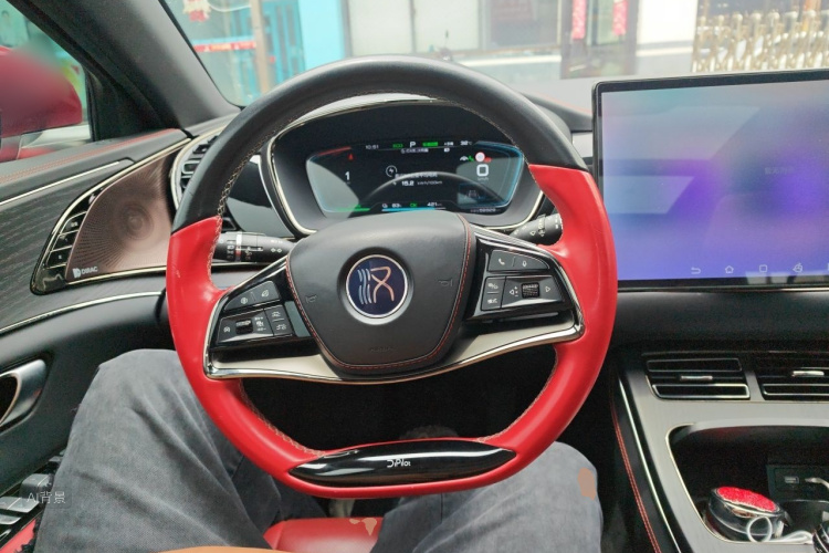 BYD Han 2021 car image #12