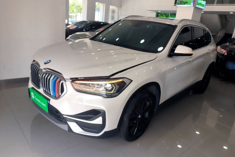 BMW X1 2021 #2 BMW X1 2021 car image #2
