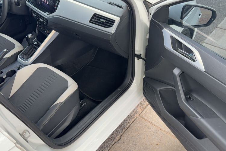 Volkswagen Polo 2023 #20 Volkswagen Polo 2023 car image #20