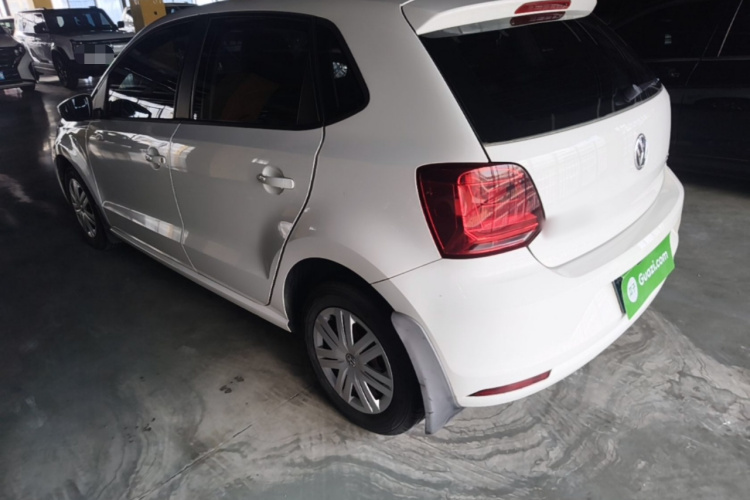 Volkswagen Polo 2016 car image #5