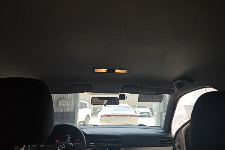 Volkswagen Lavida 2021 car image #18