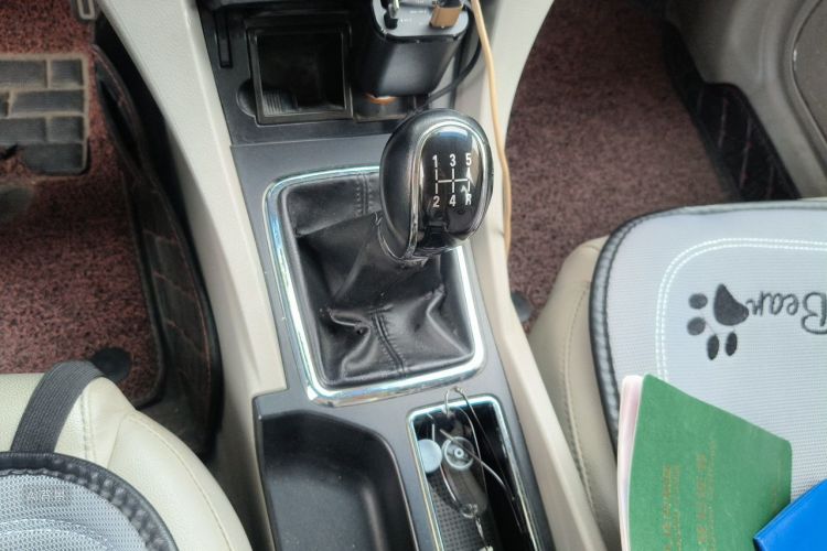 GEELY Emgrand 2016 #16 GEELY Emgrand 2016 car image #16