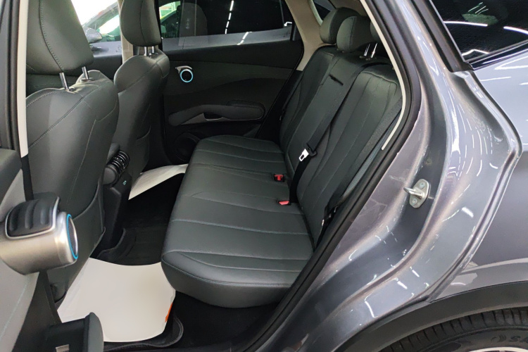 比亚迪 元PLUS 2025 汽车图片 #13