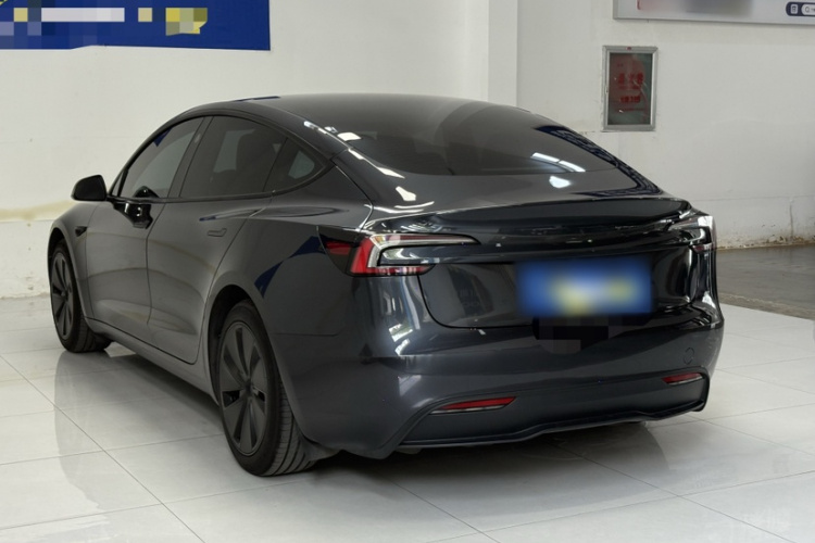 Tesla Model 3 2024 #7 Tesla Model 3 2024 immagine di auto #7