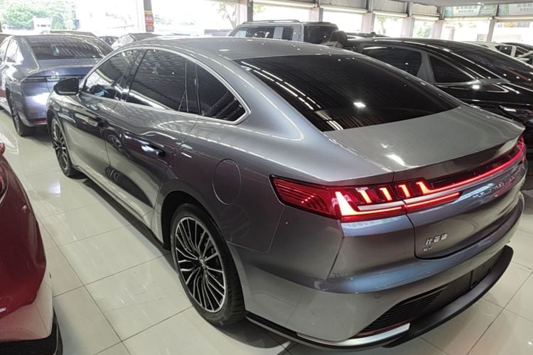 BYD Han 2022 car image #5