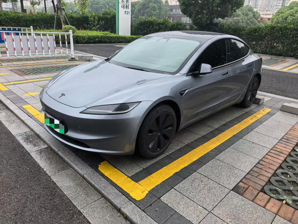 Tesla Model 3 2025 Tesla Model 3 2025 car image