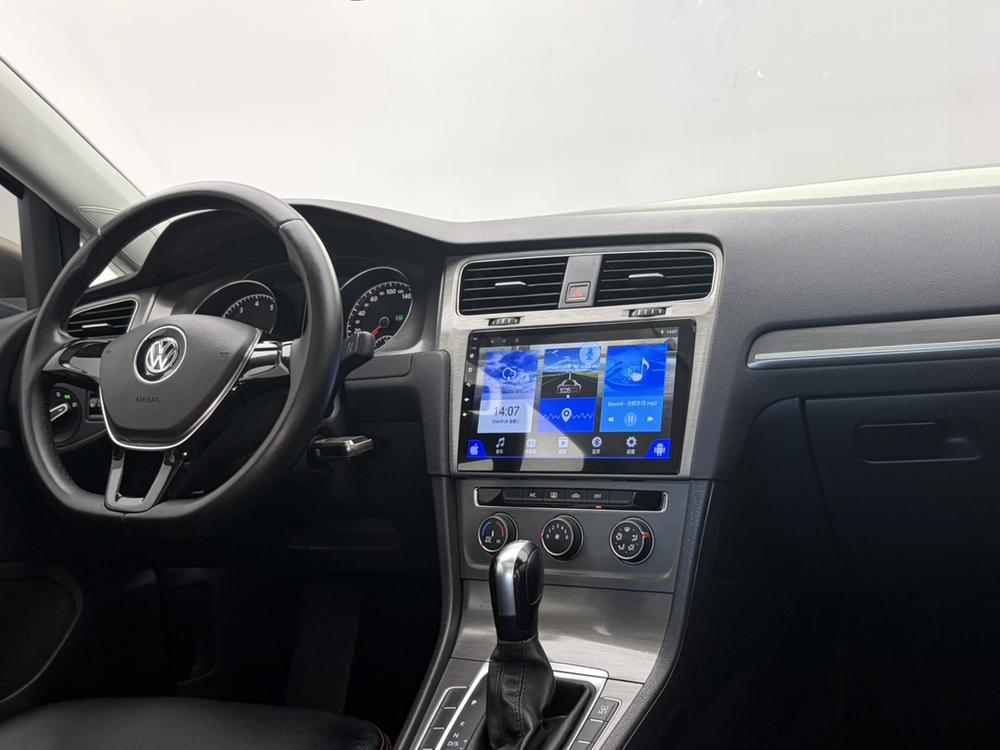 Volkswagen Golf 2015 car image #7