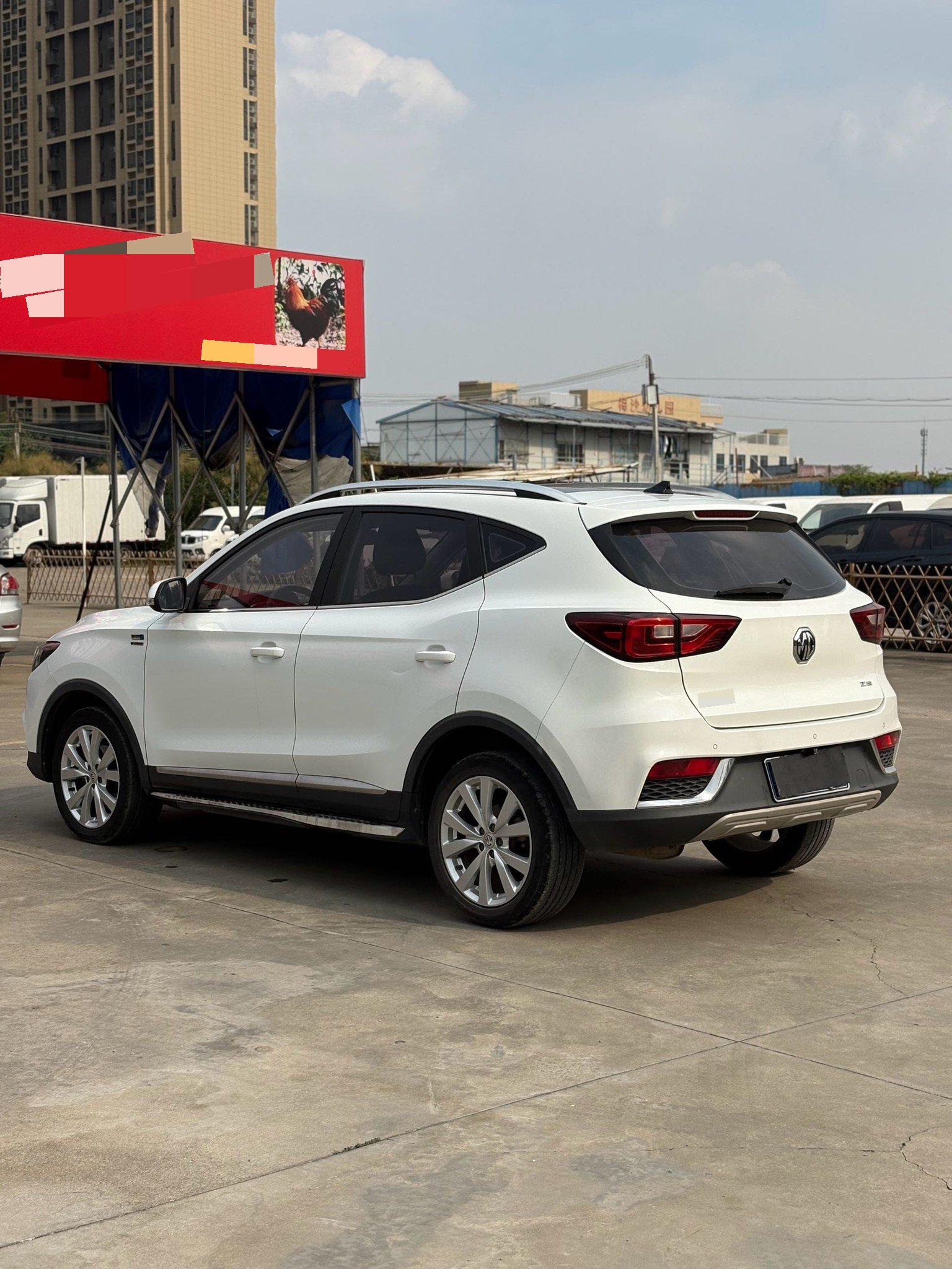 MG ZS 2017 car image #9