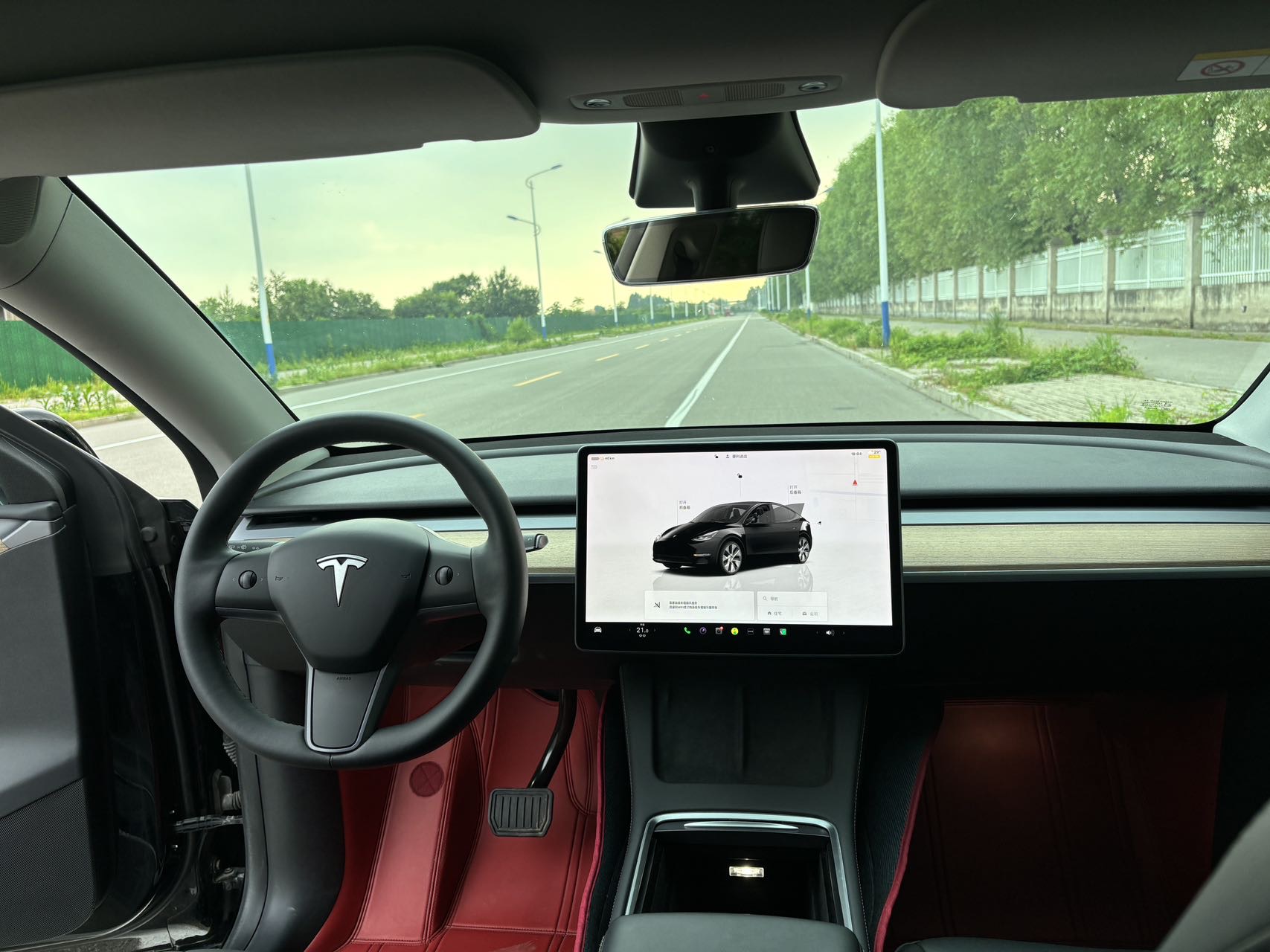 Tesla Model Y 2023 صورة سيارة #7