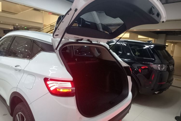 GEELY Coolray 2021 #19 GEELY Coolray 2021 car image #19