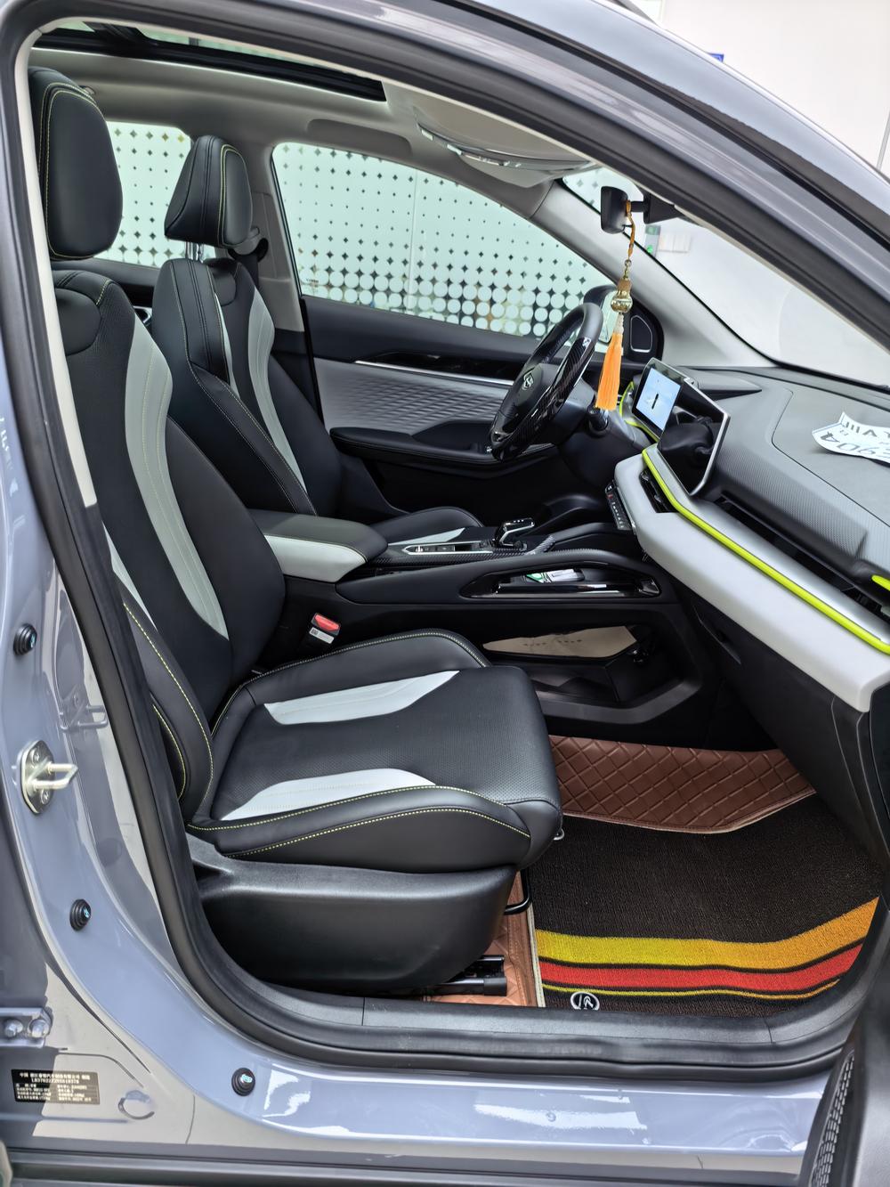 GEELY Coolray 2022 #15 GEELY Coolray 2022 car image #15