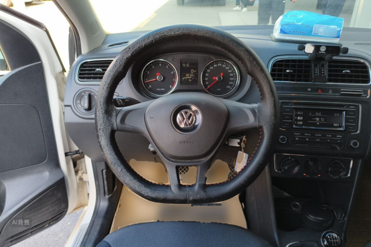 Volkswagen Polo 2014 #12 Volkswagen Polo 2014 car image #12