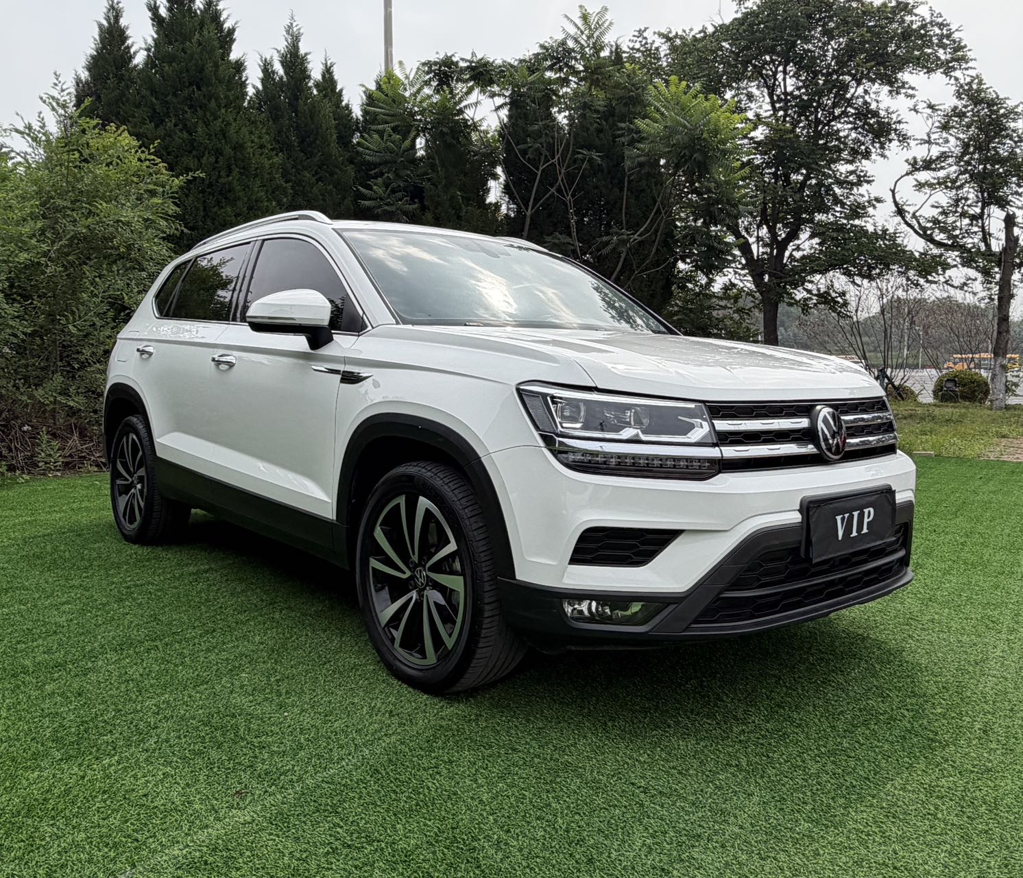 Volkswagen Tharu 2022 car image #3