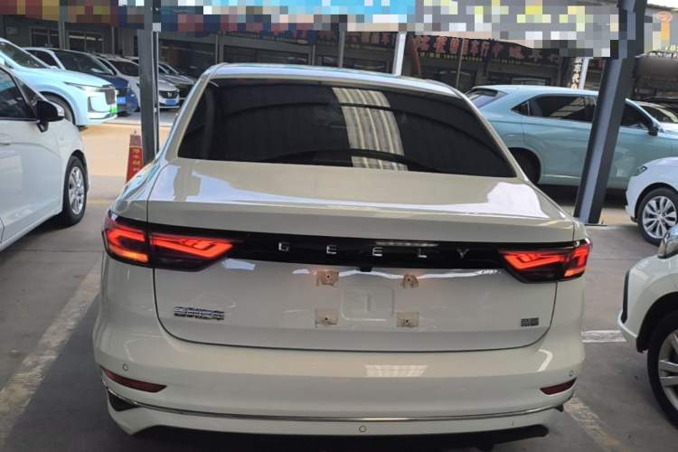 GEELY Emgrand 2025 car image #4