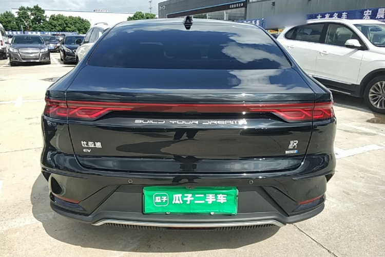 BYD Han 2025 car image #4