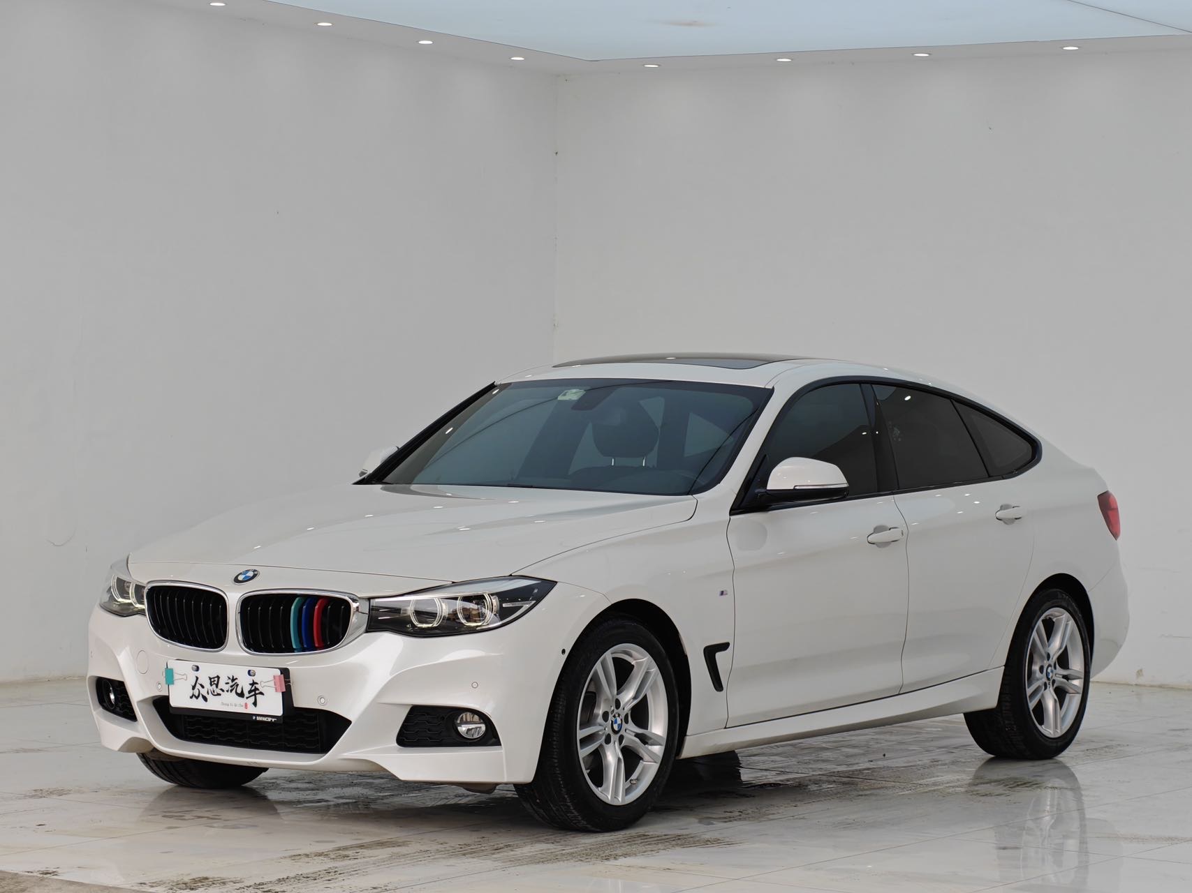 BMW 3 Series GT 2020 BMW 3 Series GT 2020 car image