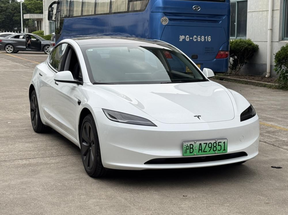 Tesla Model 3 2026 #3 Tesla Model 3 2026 car image #3