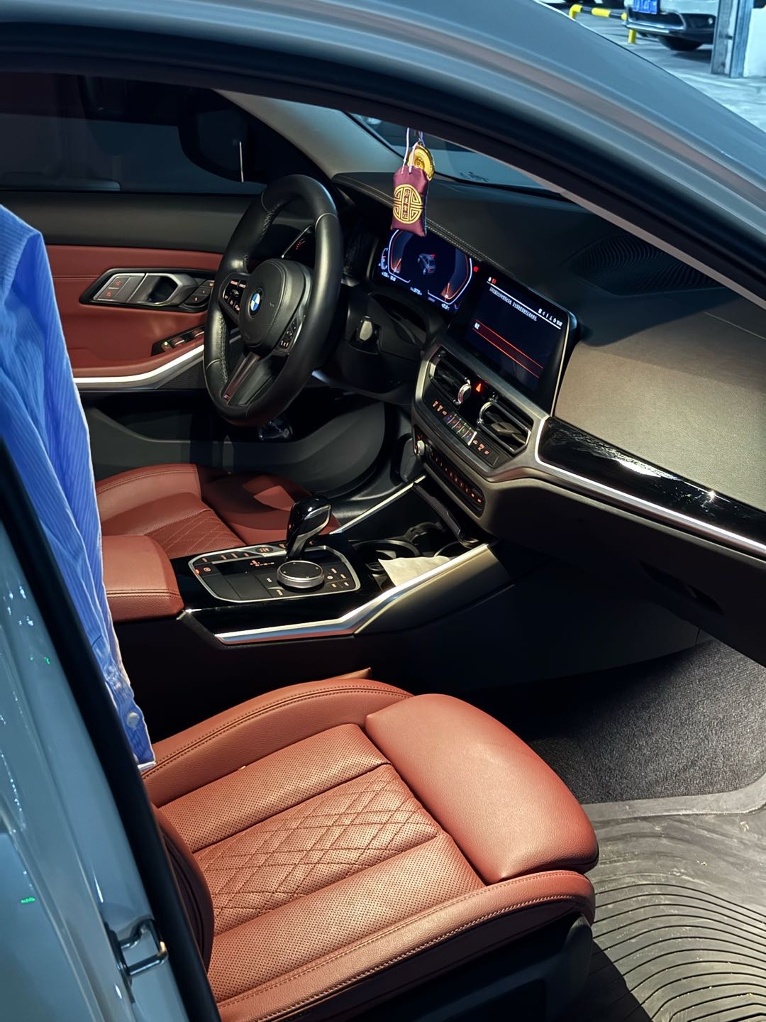 BMW 3 Series 2021 car image #5