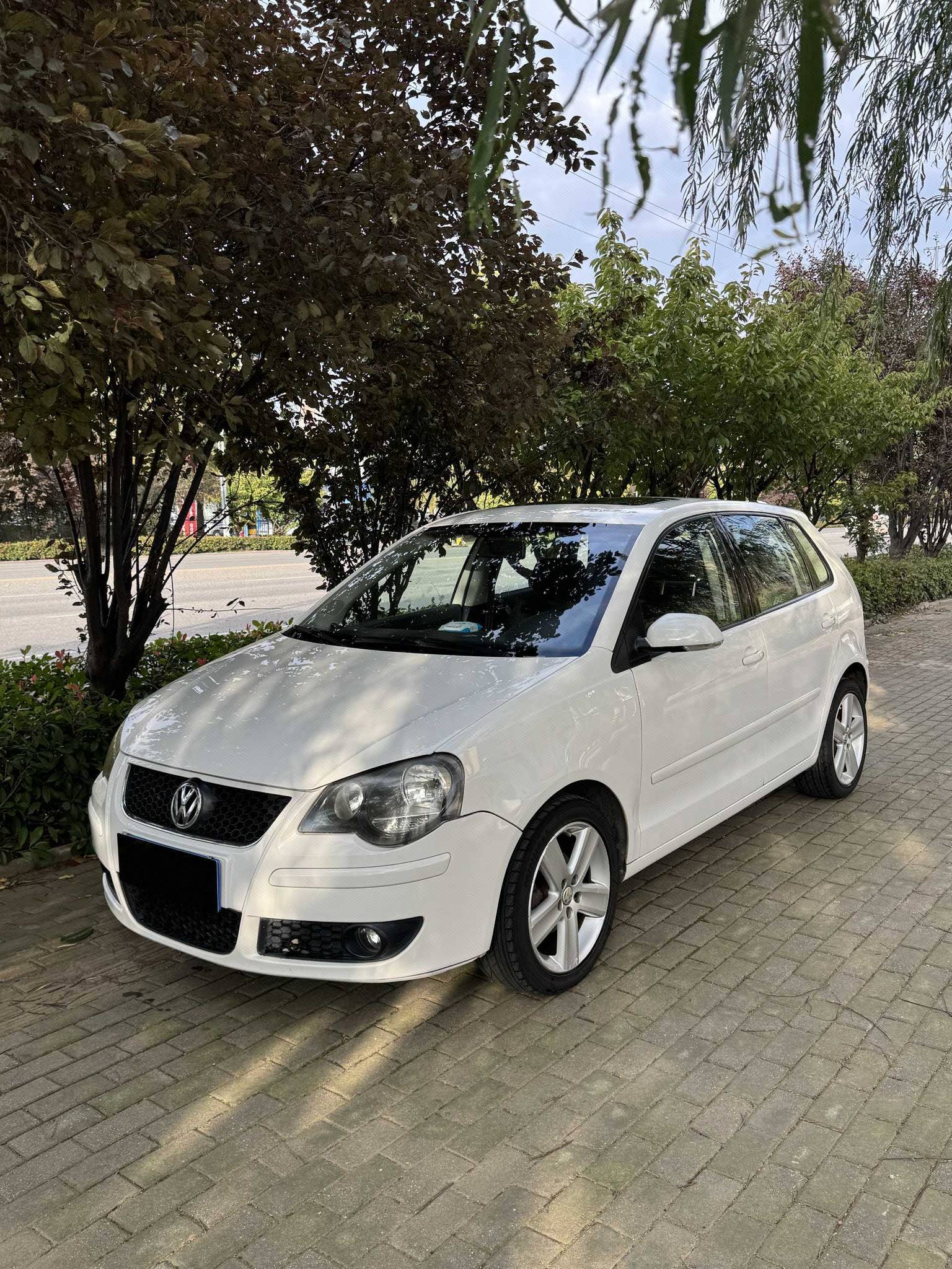 2009 2009 car image