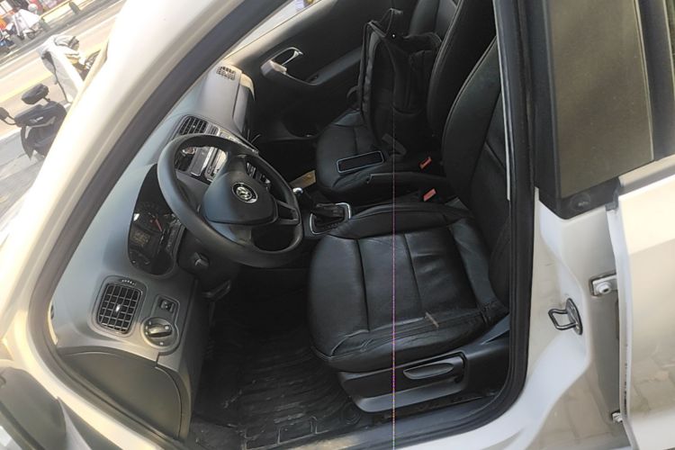 Volkswagen Polo 2017 #15 Volkswagen Polo 2017 car image #15