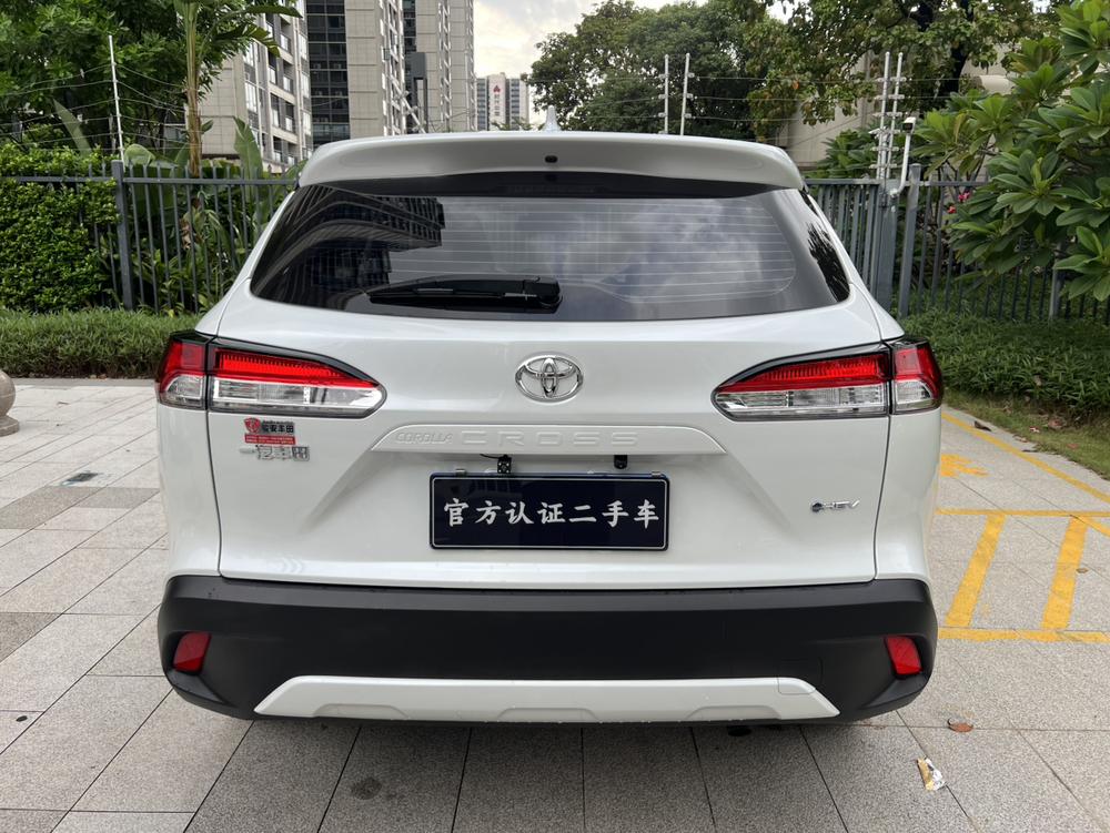 Toyota Corolla Cross 2025 #6 Toyota Corolla Cross 2025 صورة سيارة #6