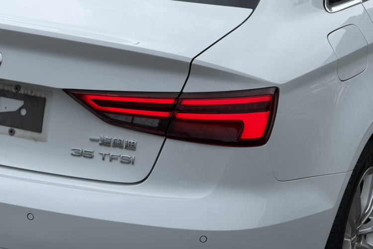 Audi A3 2019 #10 Audi A3 2019 car image #10