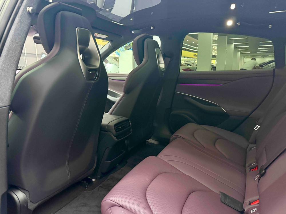 2025 #14 2025 imagem de carro #14