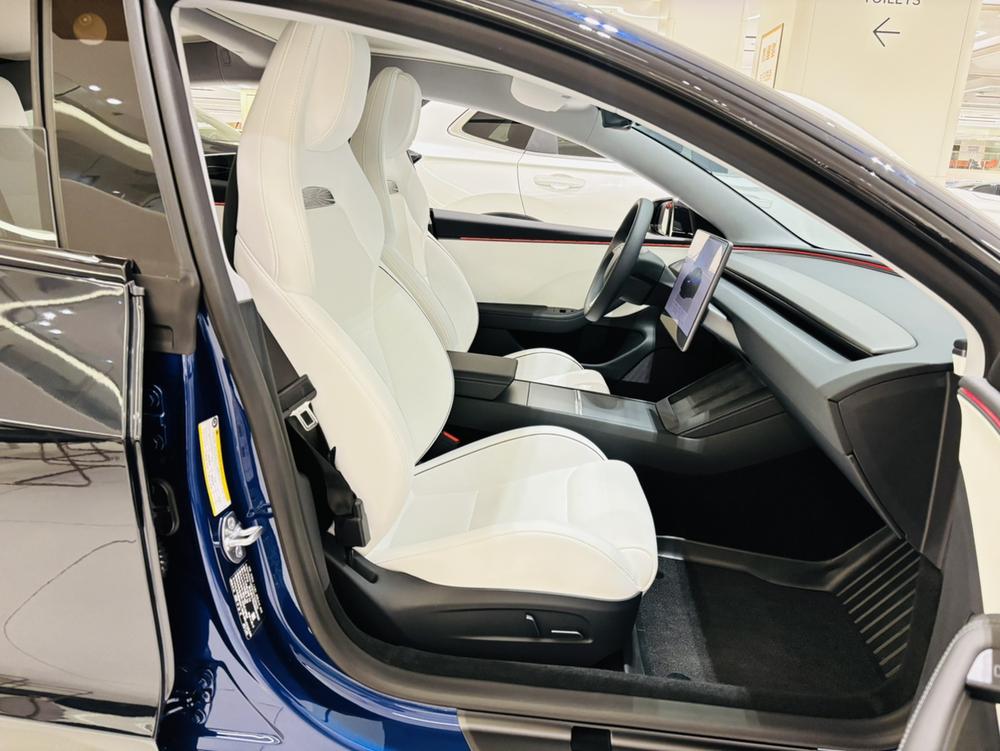 Tesla Model 3 2025 car image #24