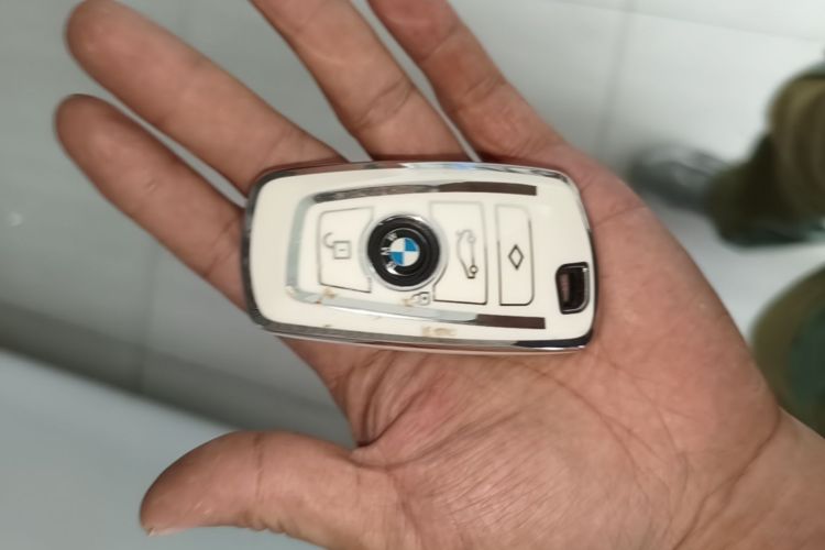 BMW 3 Series 2018 #9 BMW 3 Series 2018 car image #9