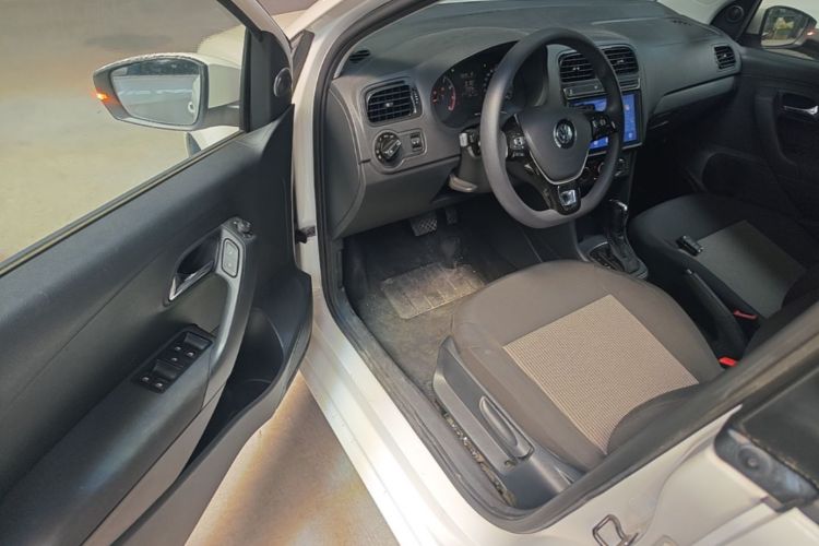 Volkswagen Polo 2018 #16 Volkswagen Polo 2018 car image #16