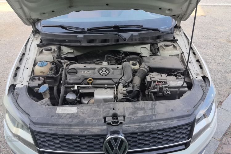 Volkswagen Bora 2016 car image #22