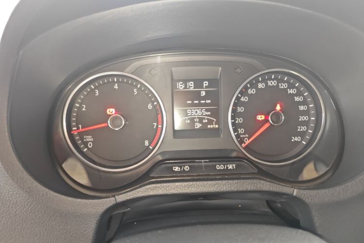 Volkswagen Polo 2016 #14 Volkswagen Polo 2016 car image #14