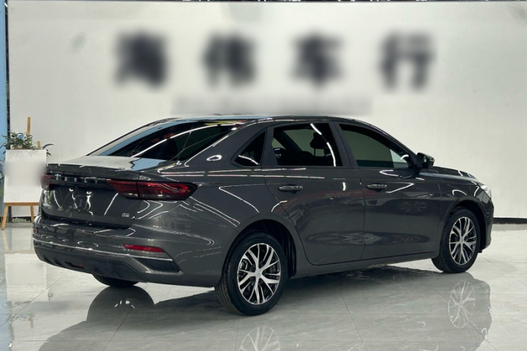 GEELY Emgrand 2025 #7 GEELY Emgrand 2025 car image #7