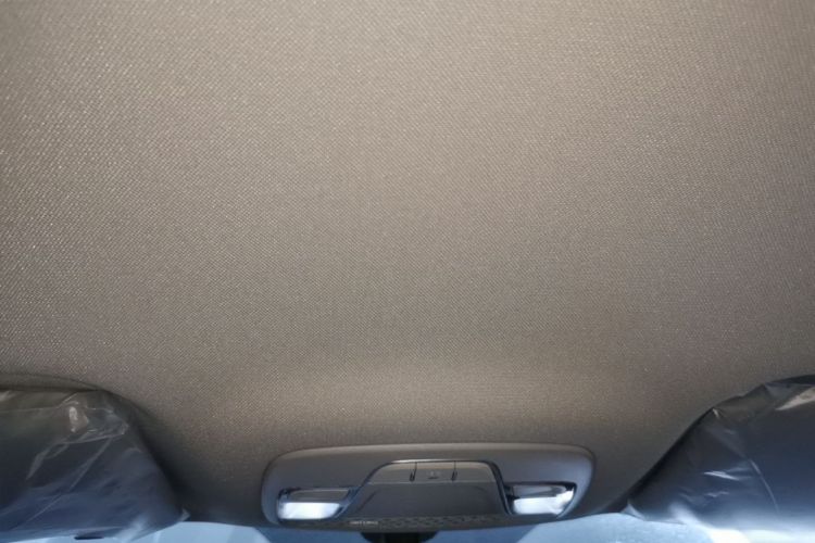 GEELY Coolray 2026 #18 GEELY Coolray 2026 car image #18