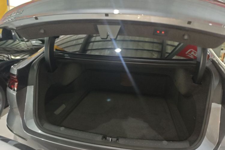 BYD Han 2022 car image #19