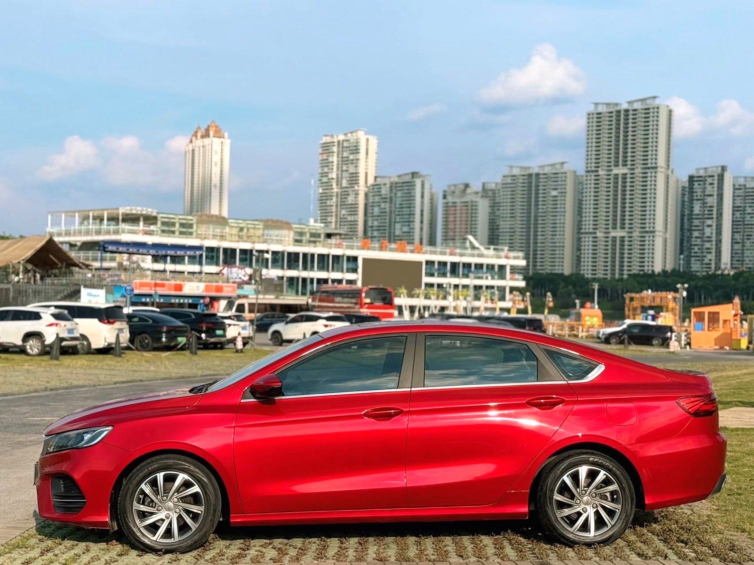 GEELY Binray 2020 #6 GEELY Binray 2020 صورة سيارة #6