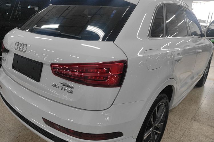 Audi Q3 2019 #7 Audi Q3 2019 صورة سيارة #7