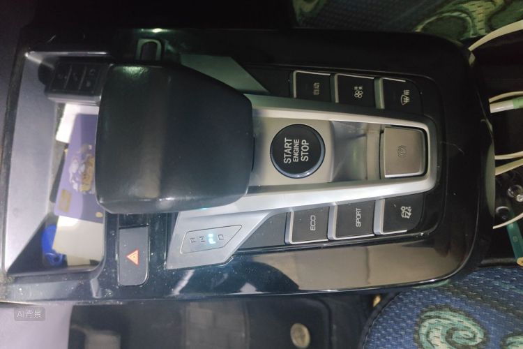 BYD Yuan New Energy 2019 immagine di auto #16