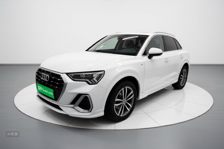 Audi Q3 2021 car image #2