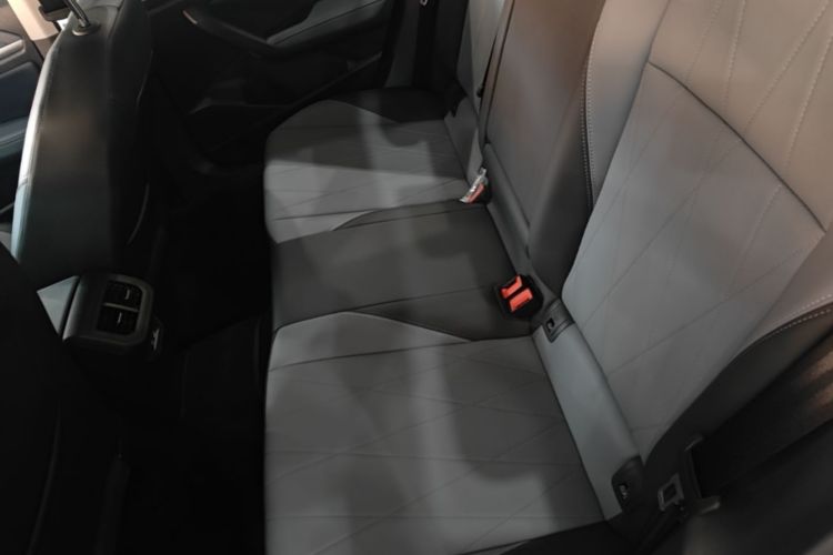 Volkswagen Lavida 2025 car image #17