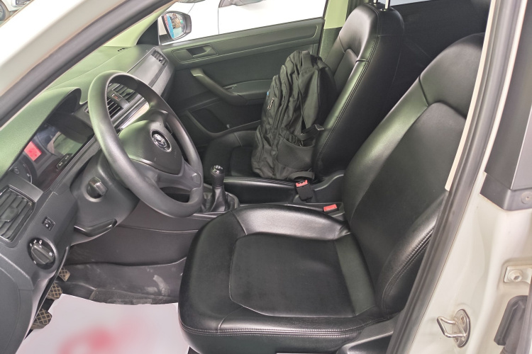 Volkswagen Santana 2018 car image #19