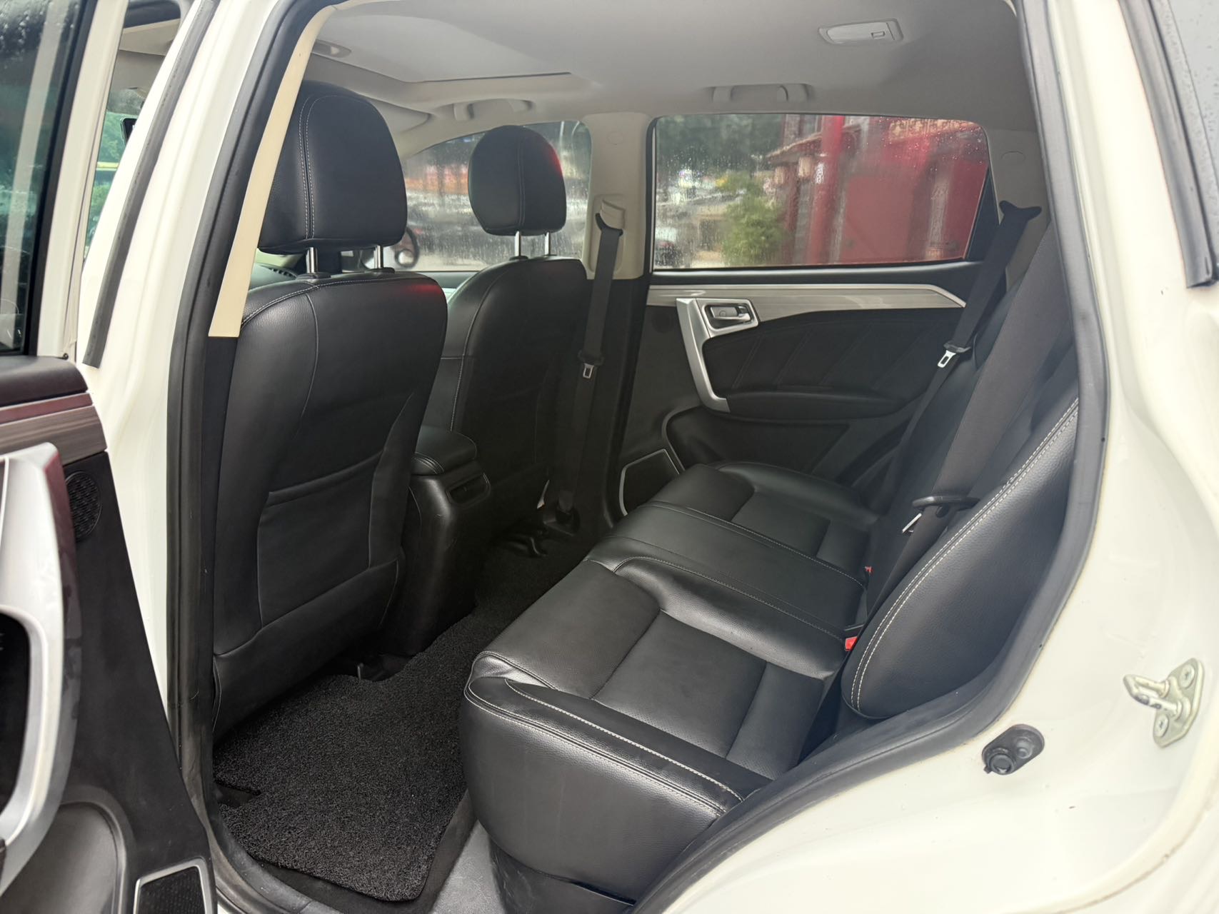 GEELY Vision X6 2017 immagine di auto #6