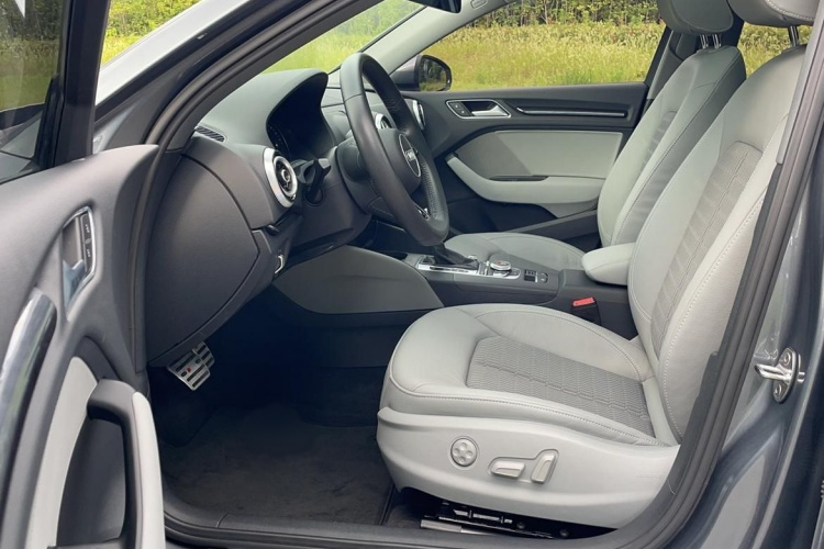 Audi A3 2019 صورة سيارة #13