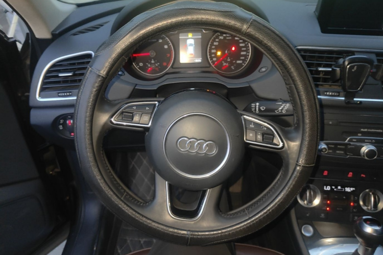 Audi Q3 2016 #11 Audi Q3 2016 car image #11