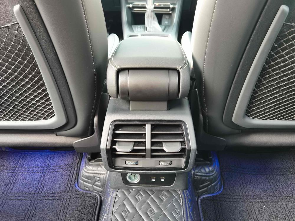 Audi Q3 2024 #20 Audi Q3 2024 car image #20
