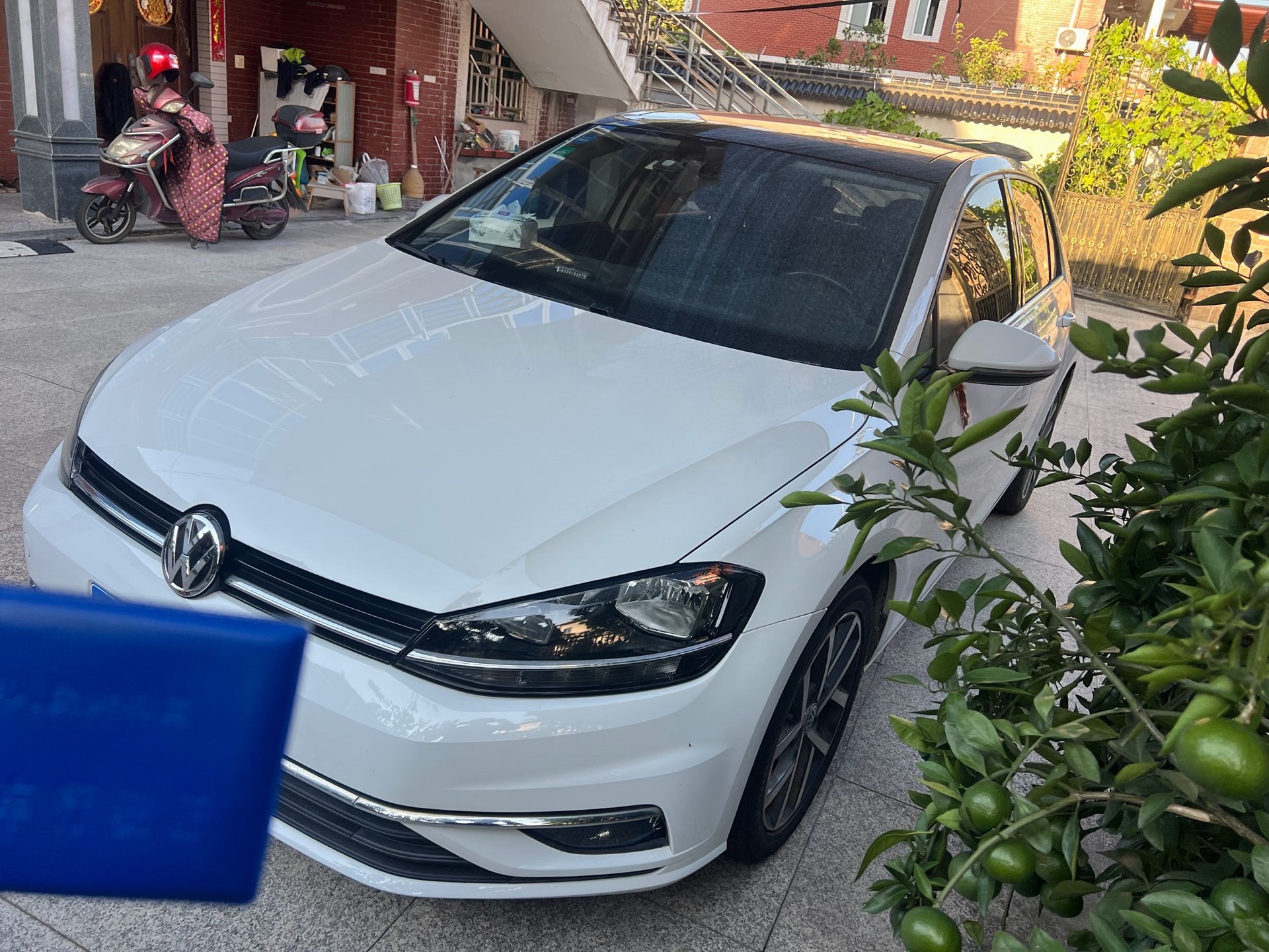 2019 2019 car image