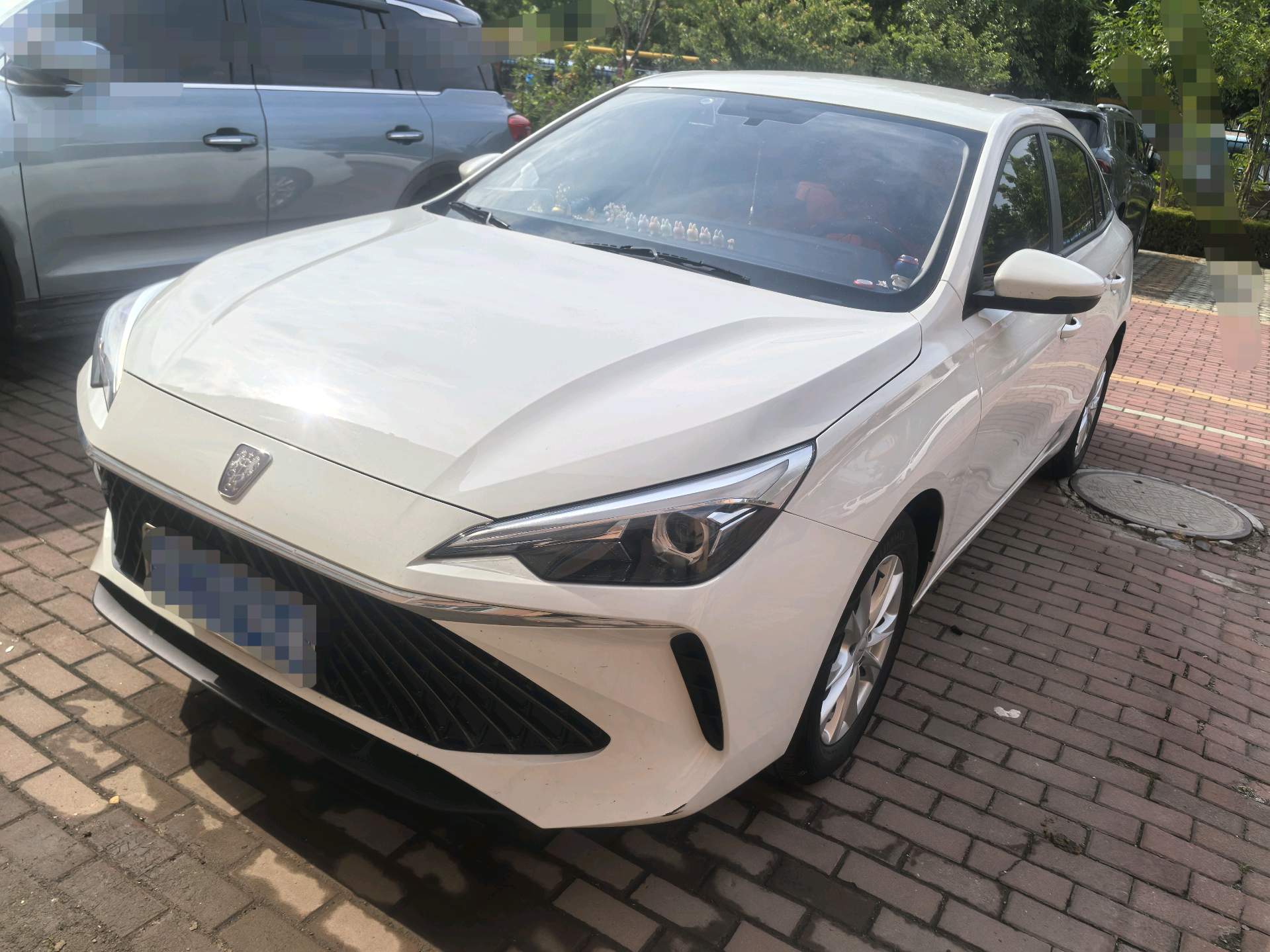 Roewe i5 2025 car image 
