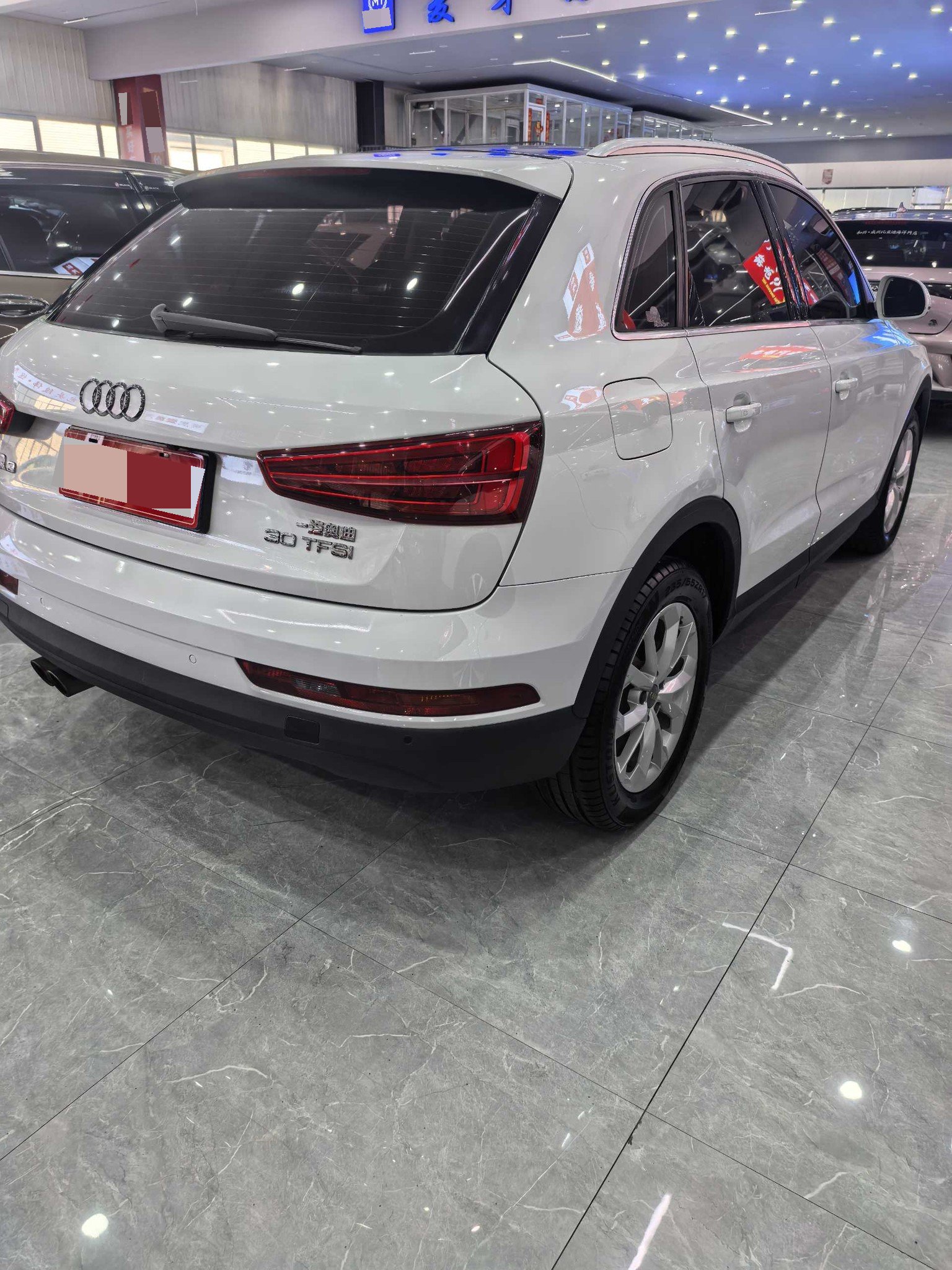 Audi Q3 2018 #6 Audi Q3 2018 изображение автомобиля #6
