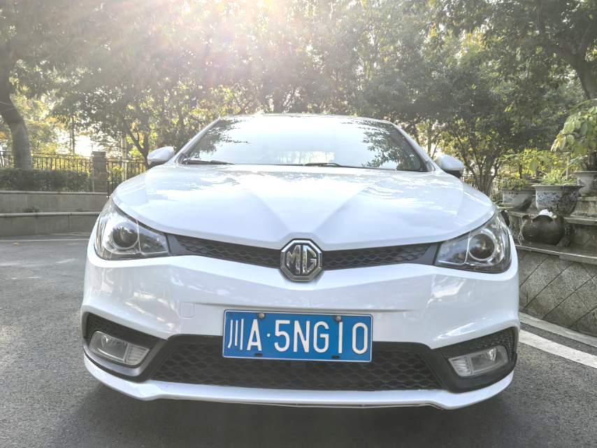 MG 5 2013 #2 MG 5 2013 car image #2
